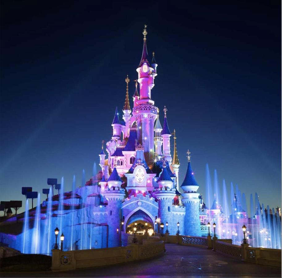 Disneyland-Paris 11Pers, 2Parkings, Wifi, Chessy  Exteriör bild